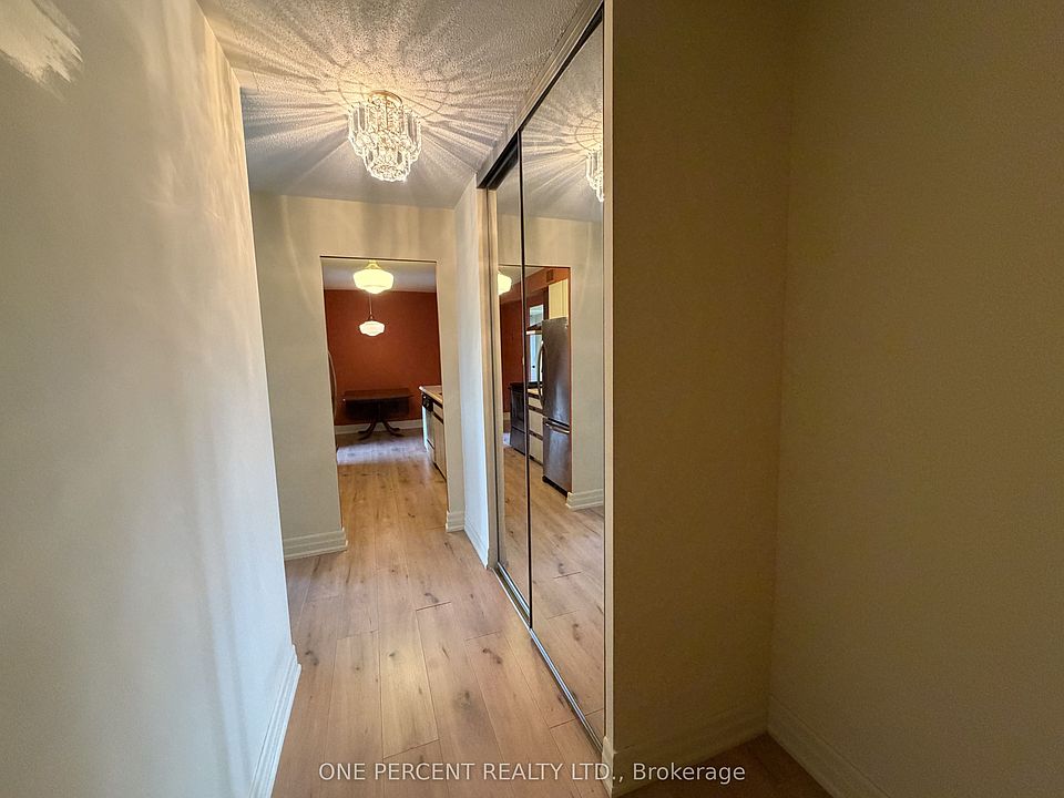 1st image of 61 Richview Rd #1402