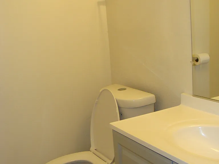 115 W Santa Ana Ave #C — Photo 11