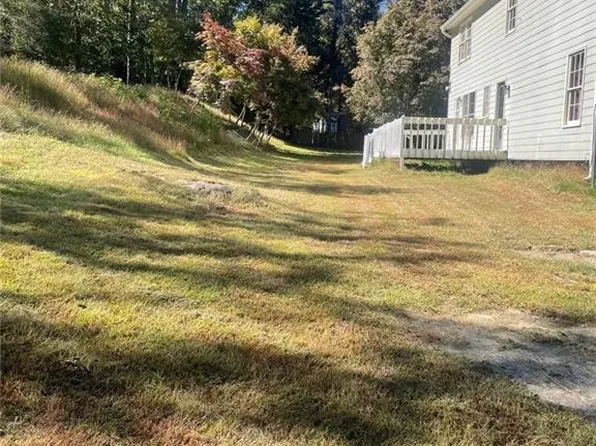 156 Plantation Trce, Woodstock, GA 30188