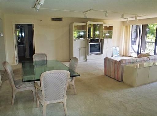 4th image of 2450 Presidential Way APT 207