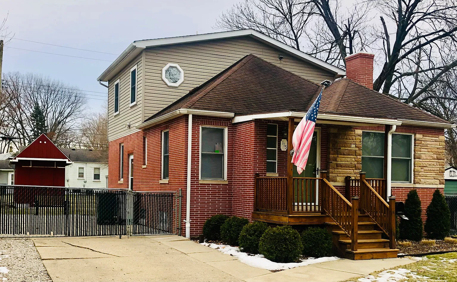 115 W Evelyn Ave photo 1