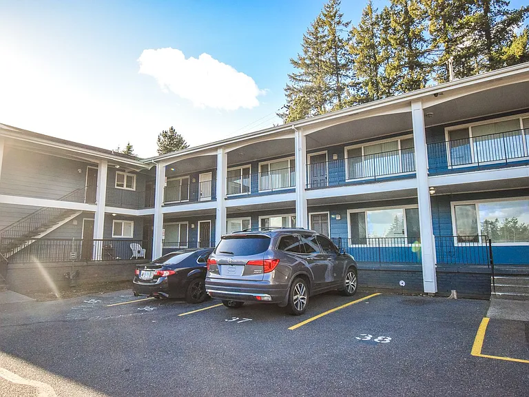 Vista Hills Apartments — Photo 45