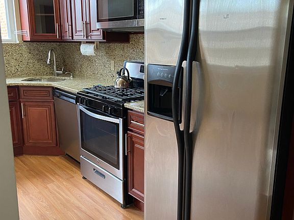 3rd image of 1118 67th St Floor 2