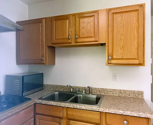 4457 Oakwood Ave #GUESTHOUSE — Photo 8