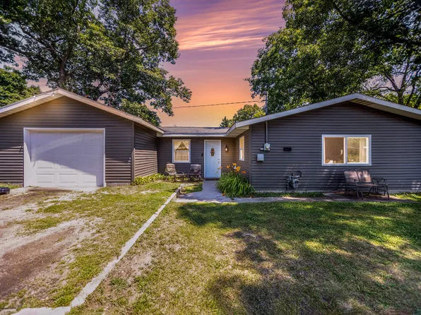 5132 Osmun St, Montague, MI 49437