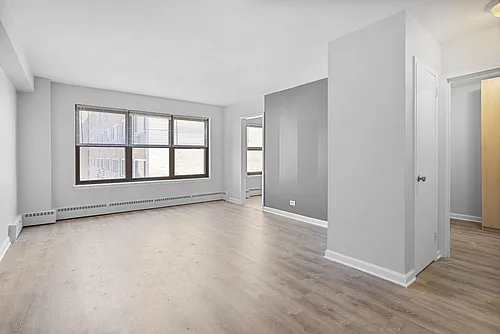 Floor plan 305
