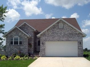 472 Trout Rd, Ozark, MO 65721