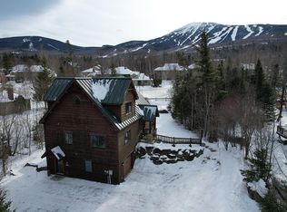 5010 N Woods Ln, Kingfield, ME 04947