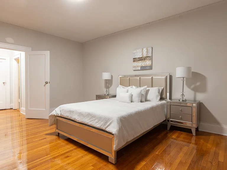 Randolph Manor Apartments — Photo 30