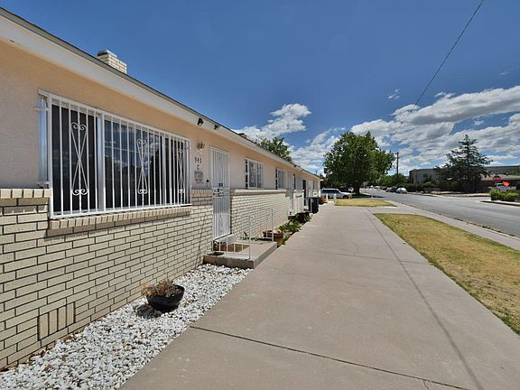 4th image of 941 Alvarado Dr SE APT A