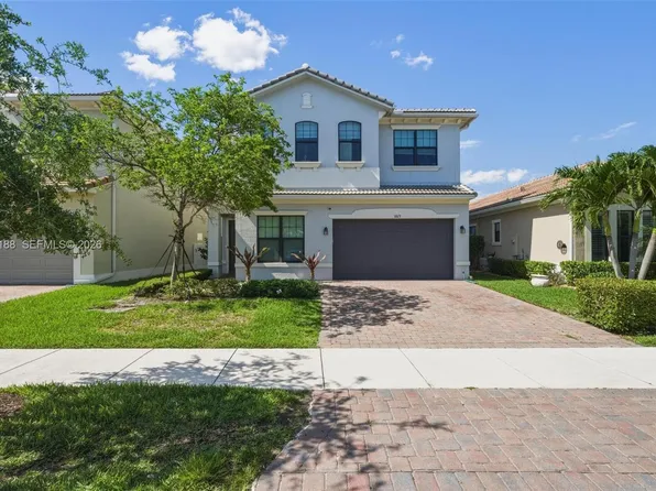 8815 NW 37th Dr, Coral Springs, FL 33065