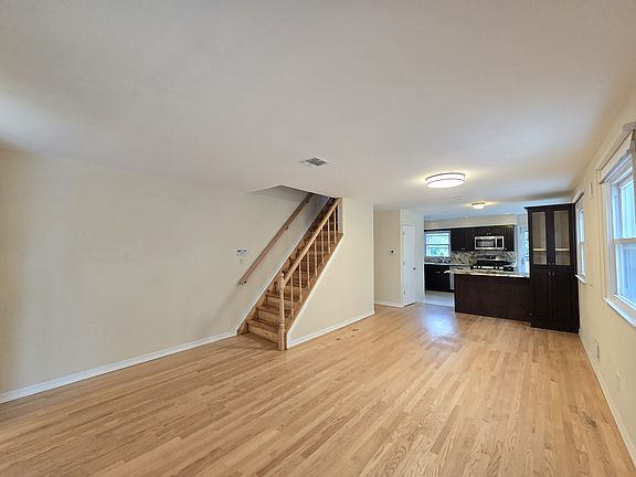 3rd image of 352 Seaver Ave #3500