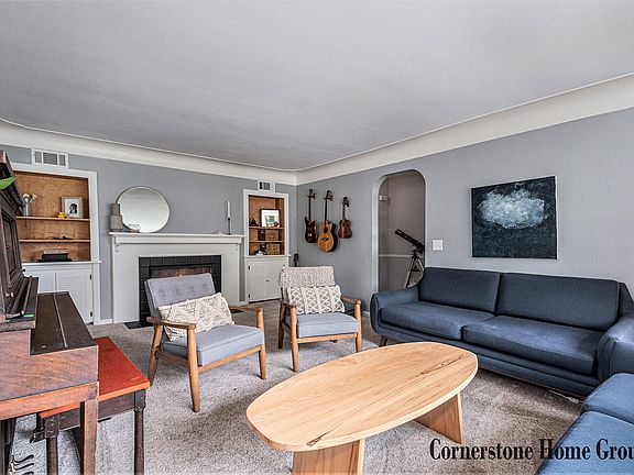 4th image of 2308 Godwin Ave SE