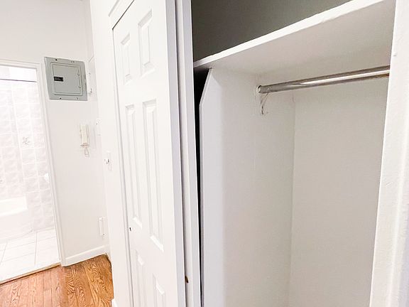 5th image of 426 E 83rd St APT 4C