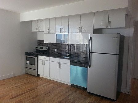 3rd image of 490 Ocean Pkwy APT 61