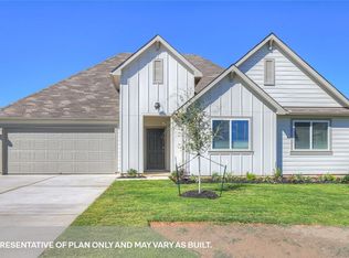 160 Davis Mountain Dr, Lockhart, TX 78644