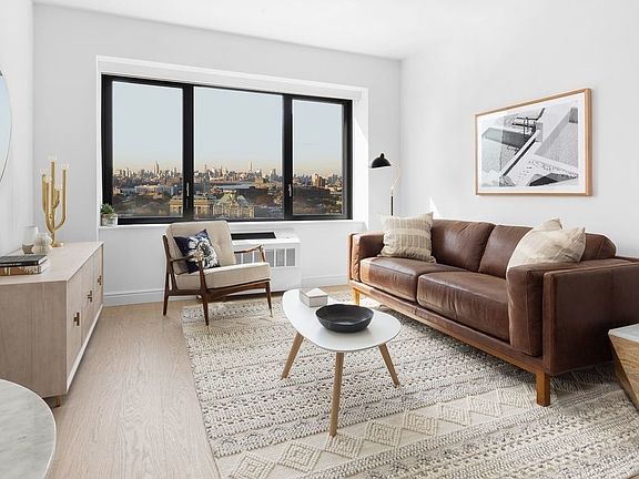 3rd image of 475 Clermont Ave #342
