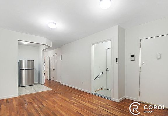 4th image of 137 Herkimer St