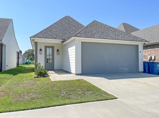 230 Alpine Dr, Lafayette, LA 70506