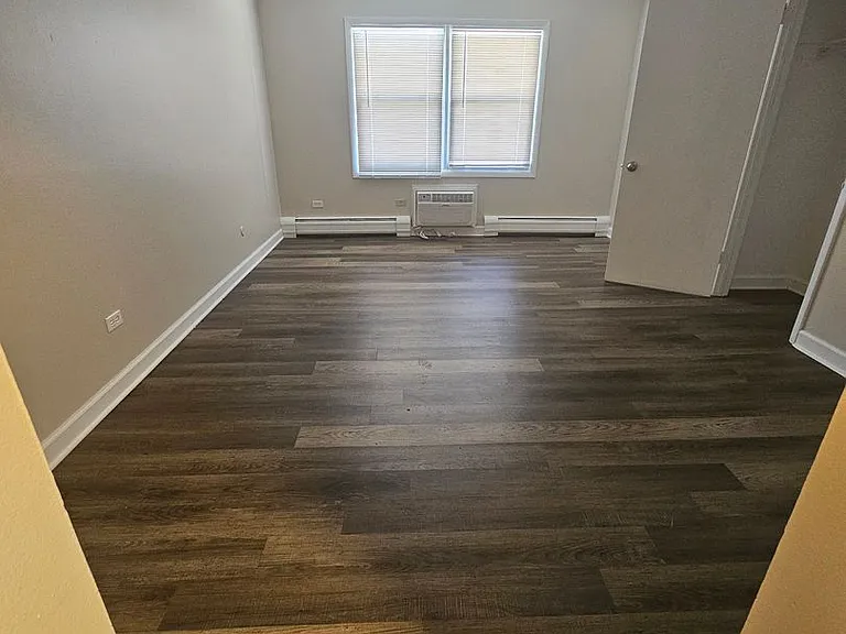 Maple Apts — Photo 24