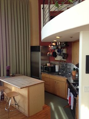 4th image of 2301 Harrison St Suite 302