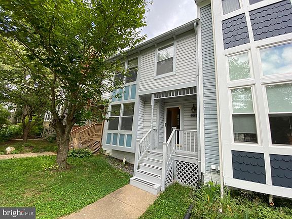 3rd image of 9617 Pierrpont St