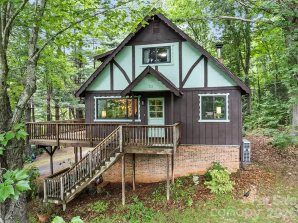 33 Wenlock Way, Waynesville, NC 28785