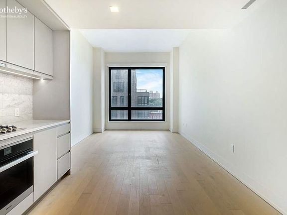 3rd image of 550 Vanderbilt Ave #509