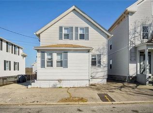 111 Metcalf St, Providence, RI 02904