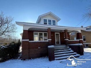 28264 Waltz Rd, New Boston, MI 48164