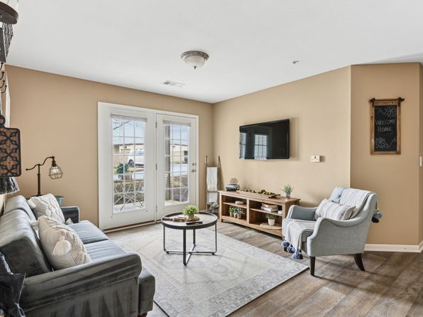 293 Mount Dr APT 1404