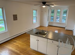 1015 Branch Ave APT 2, Providence, RI 02904