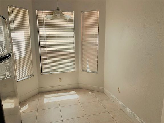 4th image of 7537 Sugar Bend Dr #7537
