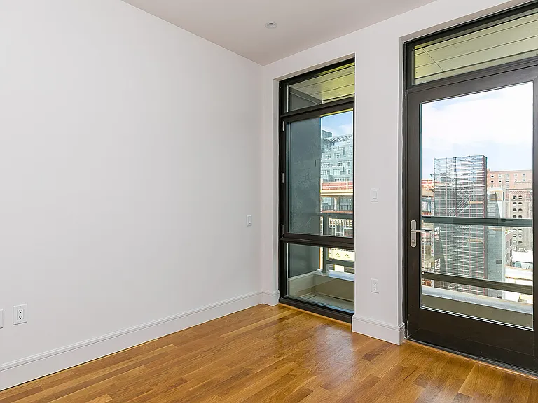 321 Wythe Ave #1304 — Photo 10