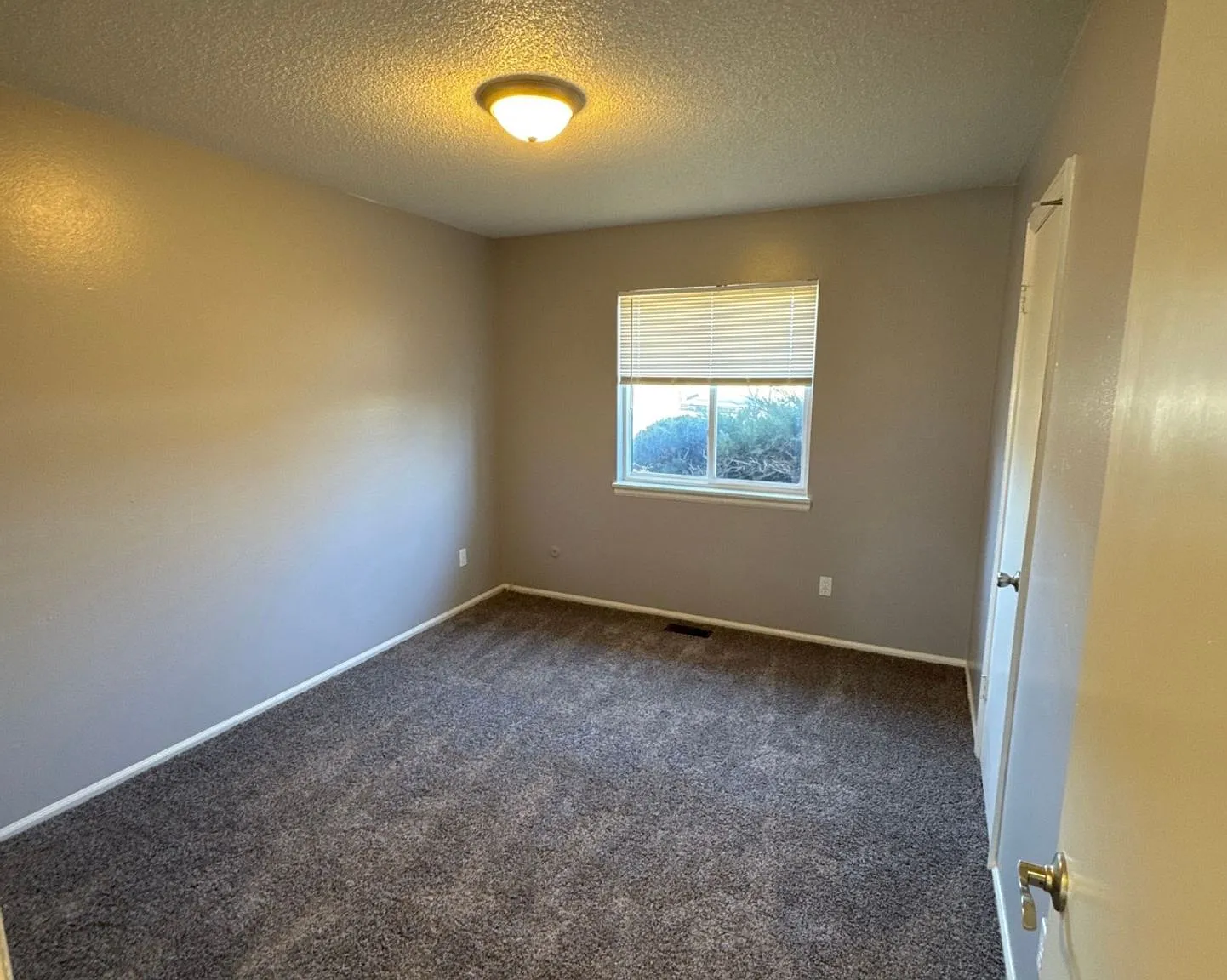 311 S Murray Blvd — Photo 4