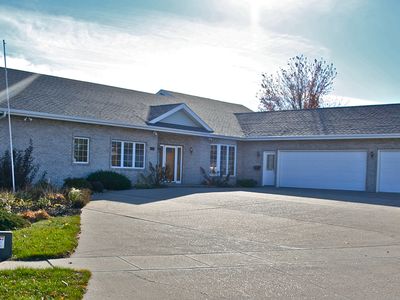 207 W Veterans Dr, Luverne, MN, 56156