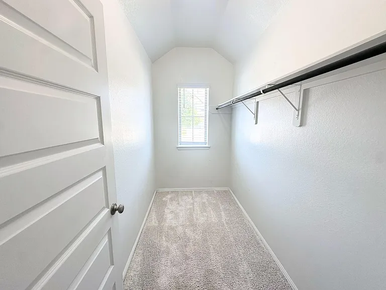 10711 Ashlesha Ln — Photo 4
