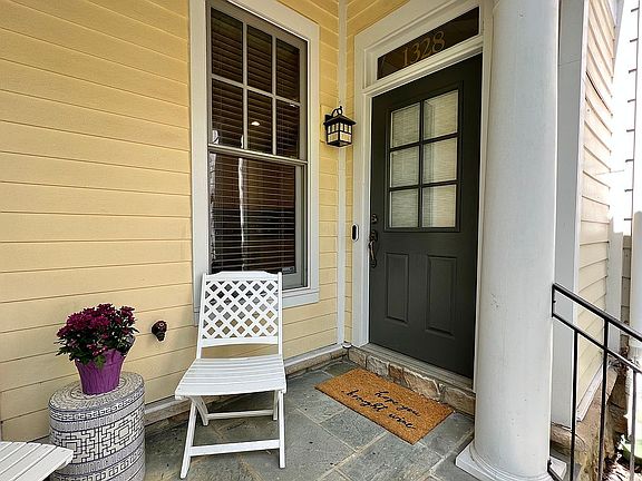 4th image of 1328 N Danville St