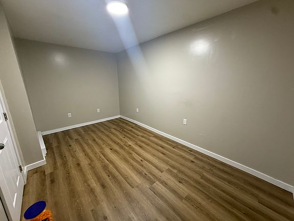 5th image of 178 Belmont St #1