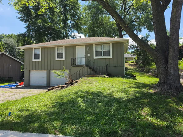 7611 E 52nd St, Kansas City, MO 64129
