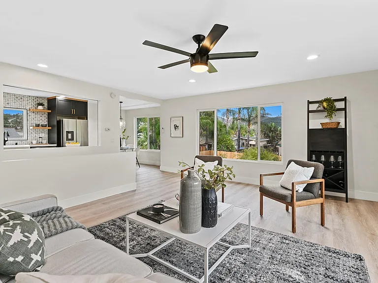 1162 Erica St — Photo 34