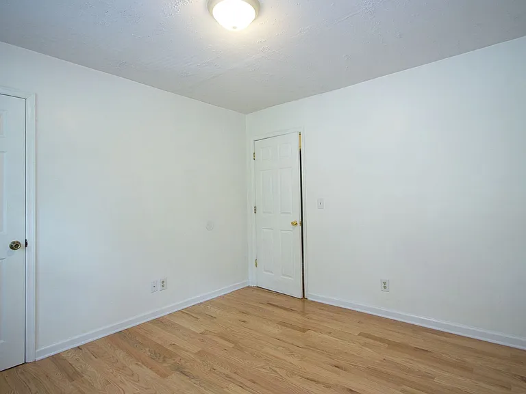 1169 Hillcrest Ct — Photo 29