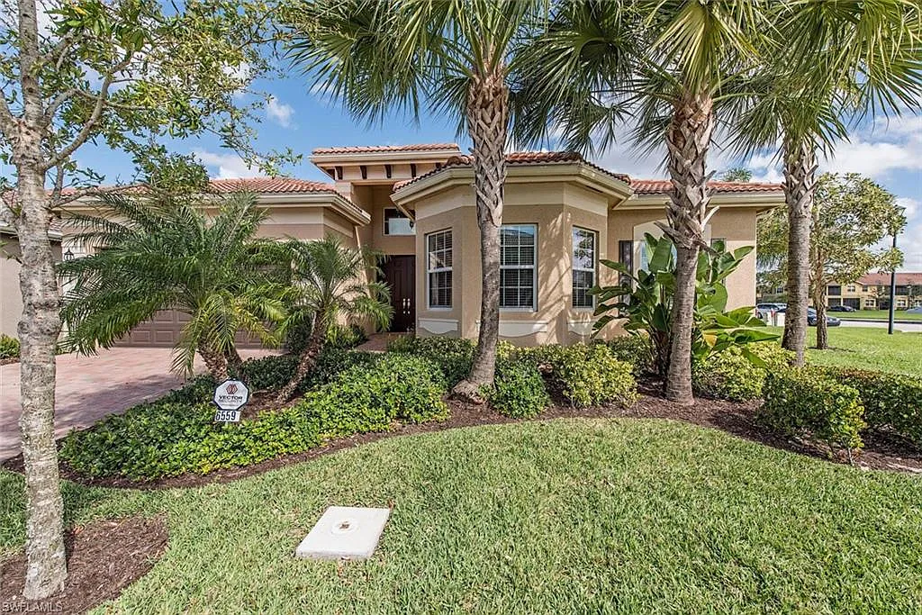 3 bed, 2.0 bath, 2300 sqft, $9,000 — Photo 1