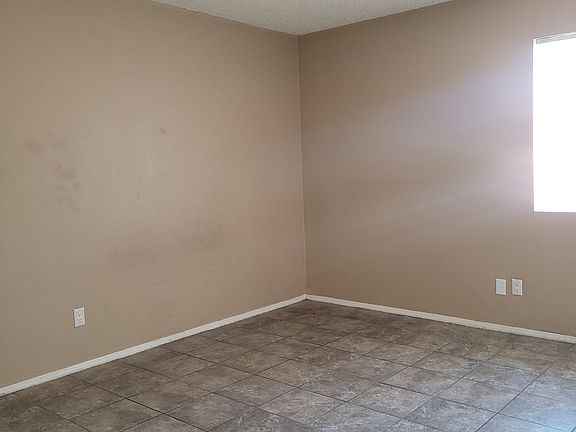 2nd image of 600 N 4th St APT A