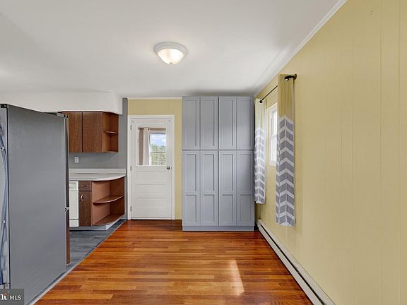 5th image of 1518 Commonwealth Blvd