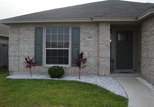 2nd image of 3809 Las Bahias Dr