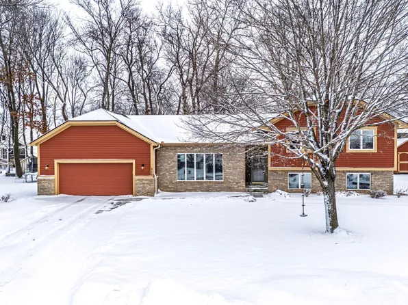 510 Liberty Ln, New Prague, MN 56071