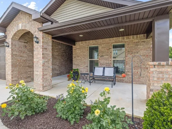 1431 Ari Ave, Centerton, AR 72719