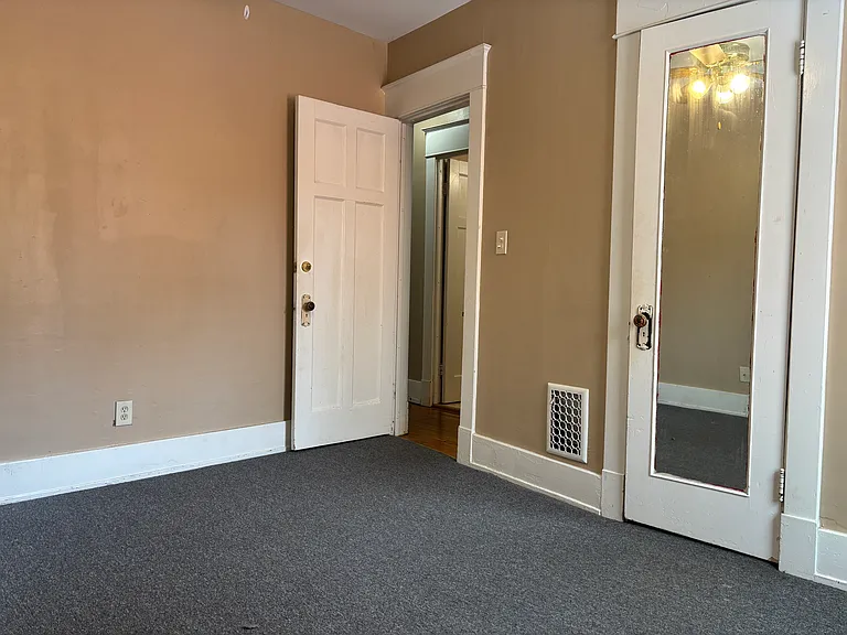 95 Eastwood Pl #1 — Photo 12