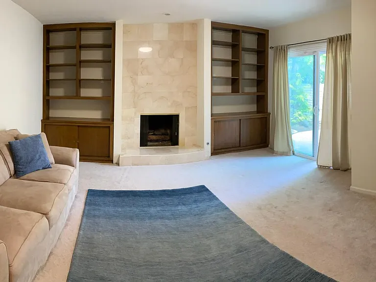 Large bedroom, can be used as office/den. Nice patio space outside.
